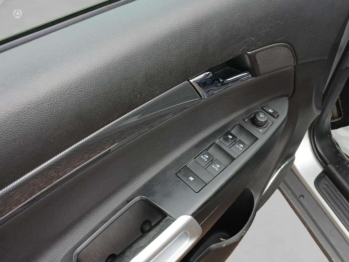 Opel Antara, 2.2 l., off-road / crossover