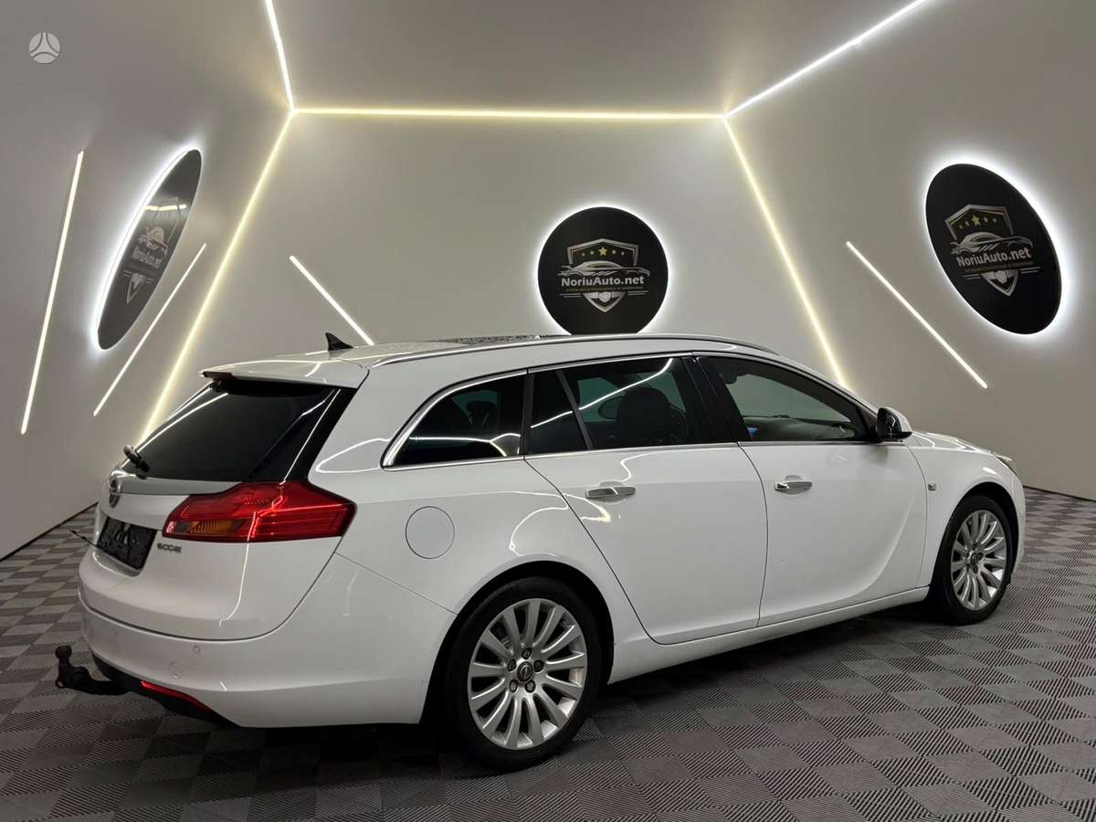 Opel Insignia, 2.0 l., wagon
