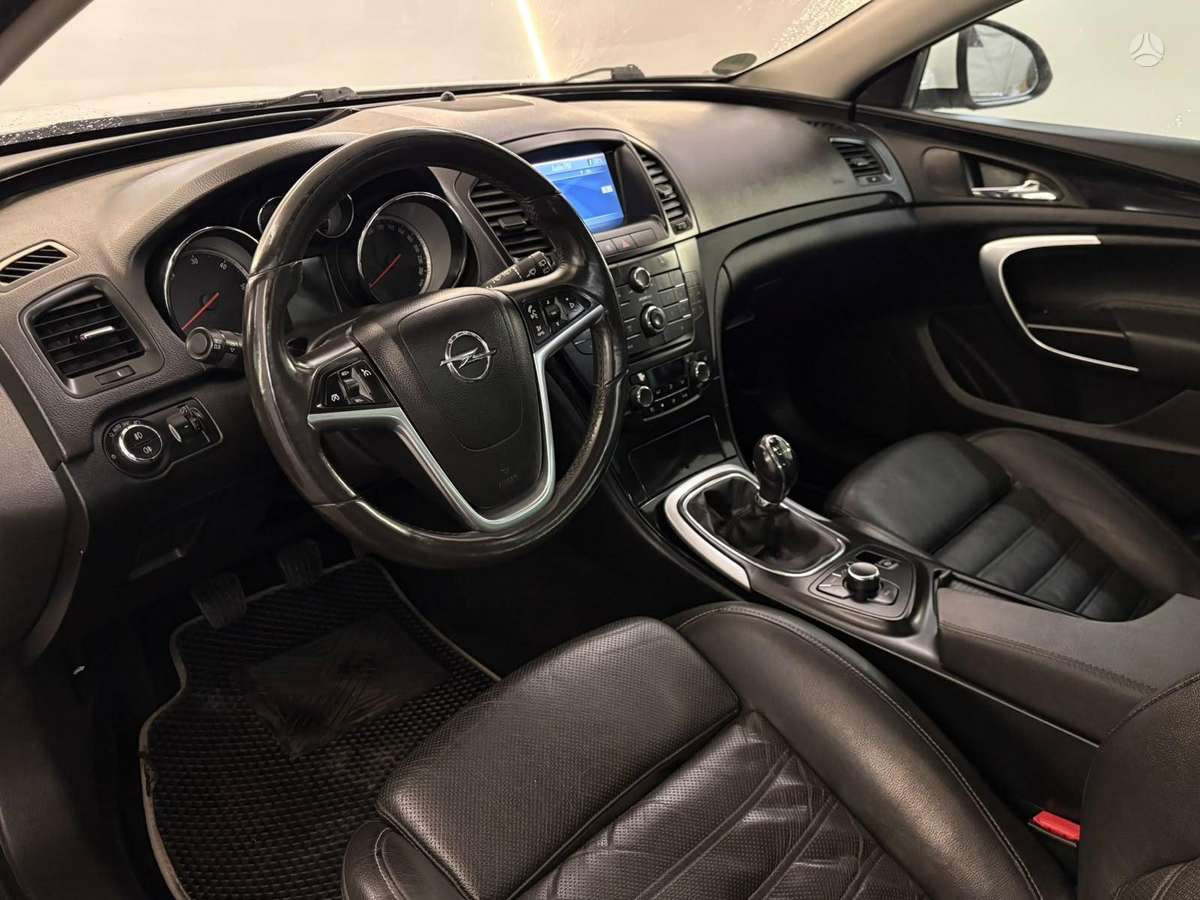 Opel Insignia, 2.0 l., wagon