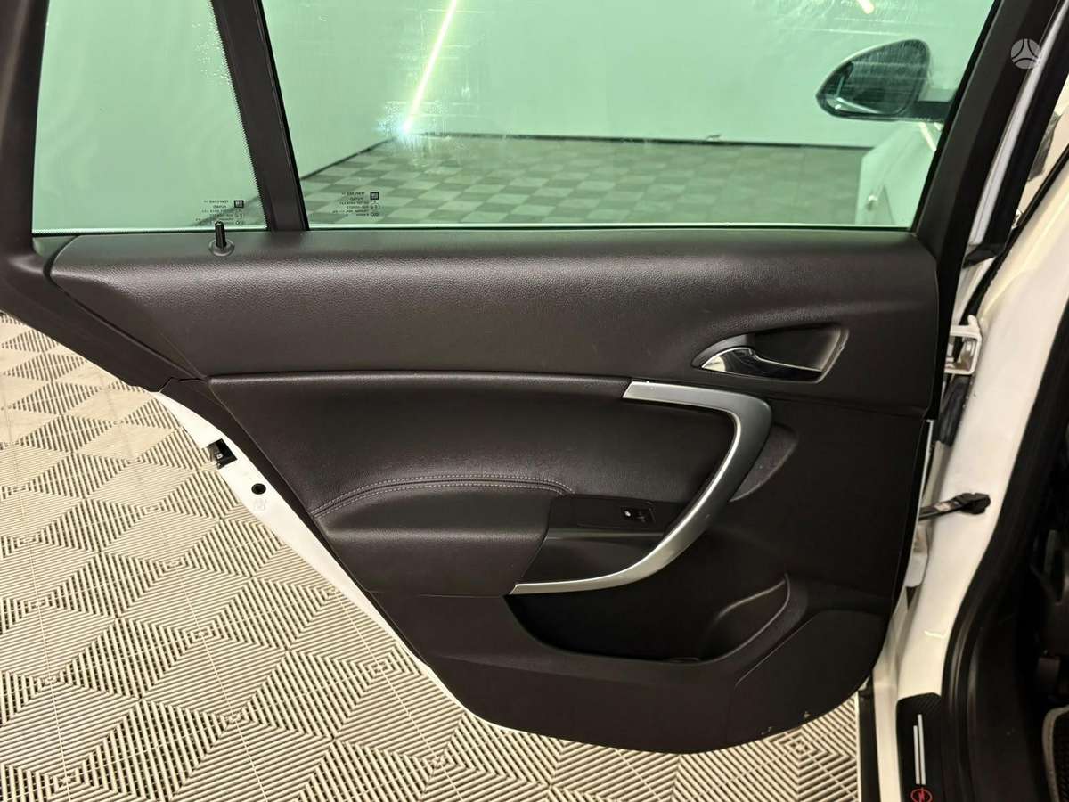 Opel Insignia, 2.0 l., wagon