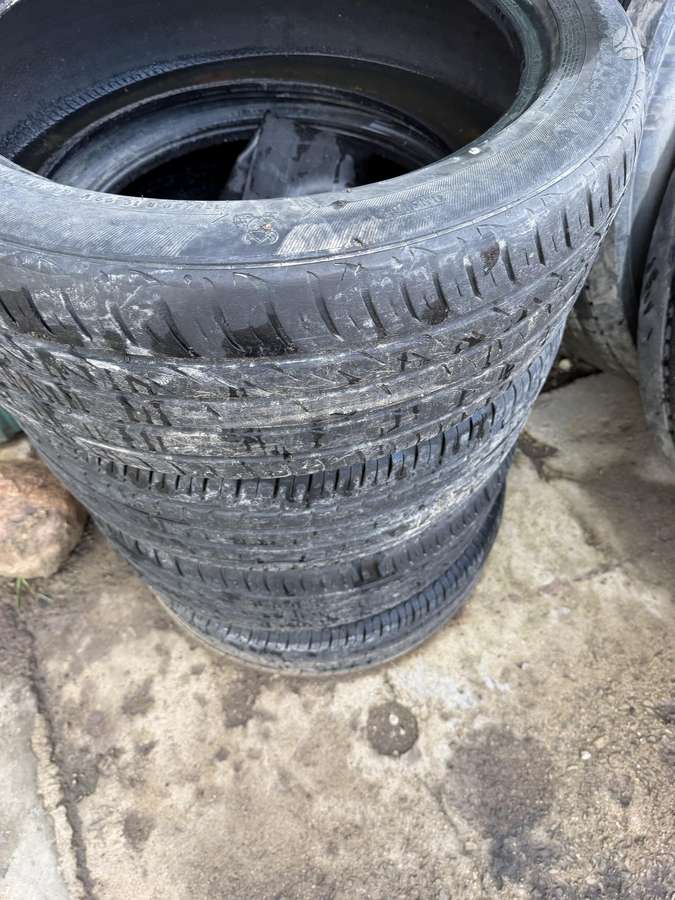 Pirelli Scorpion, summer 235/50 R19