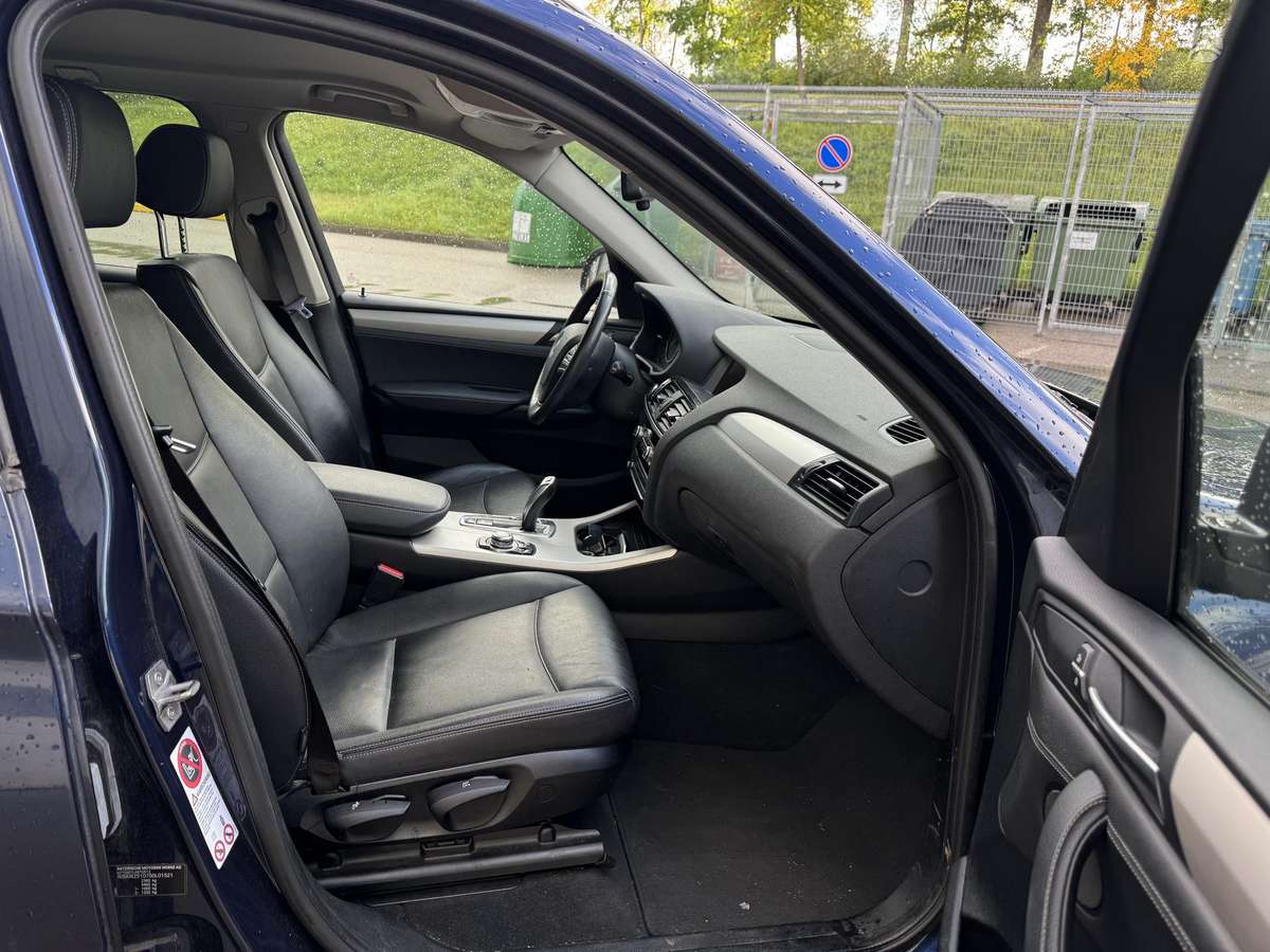 BMW X3, 2.0 l., off-road / crossover