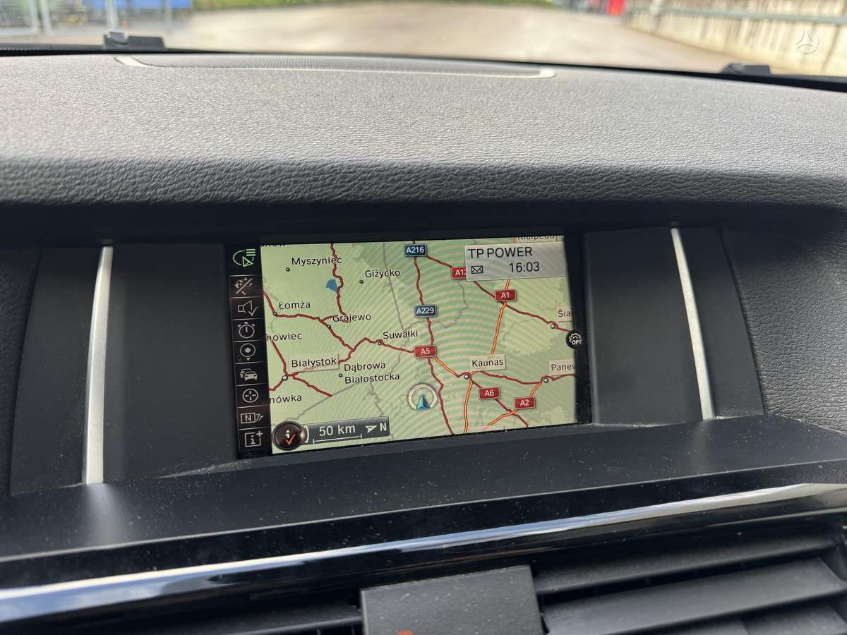 BMW X3, 2.0 l., off-road / crossover