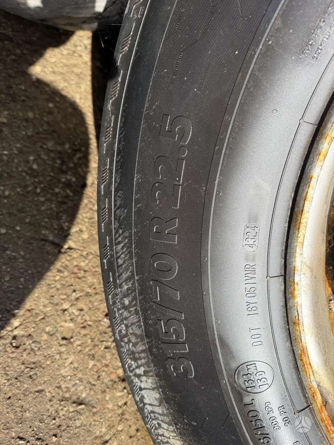 Continental 70-80%, universalios 315/70 R22,5