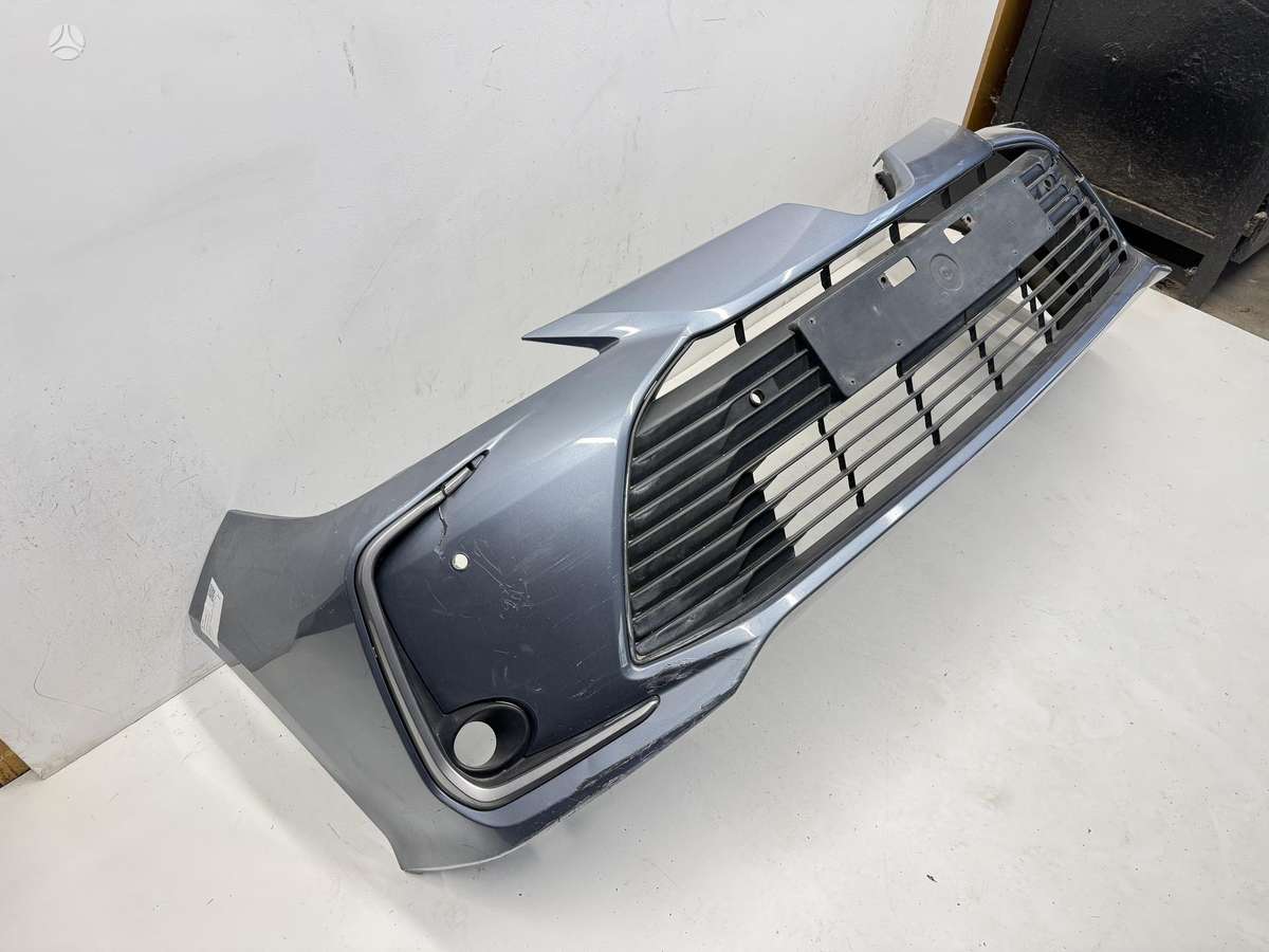 Toyota Corolla bumpers, lights