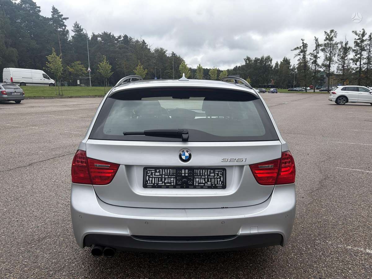 BMW 325, 2.5 l., Универсал