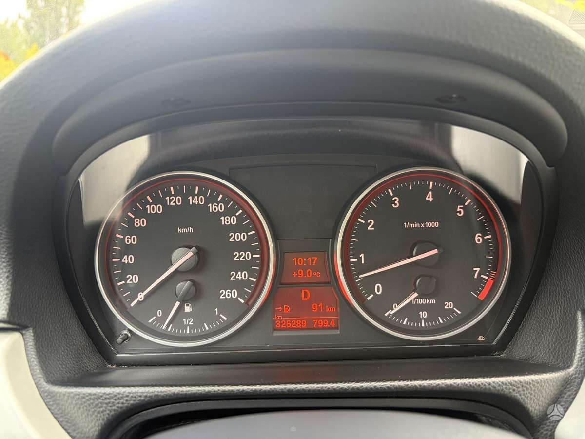 BMW 325, 2.5 l., wagon