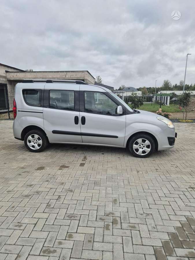Opel Combo, 1.6 l., mpv / minivan