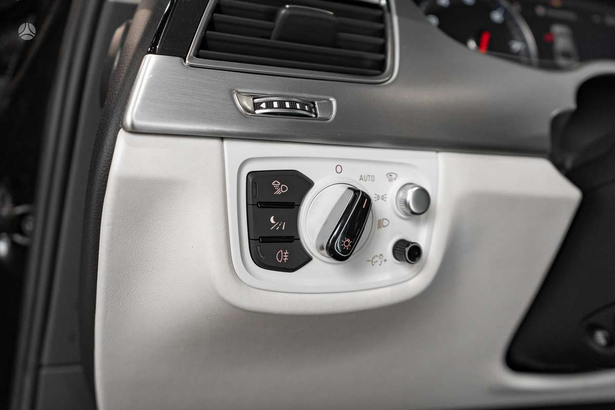 Audi A8 L, 6.3 l., Седан