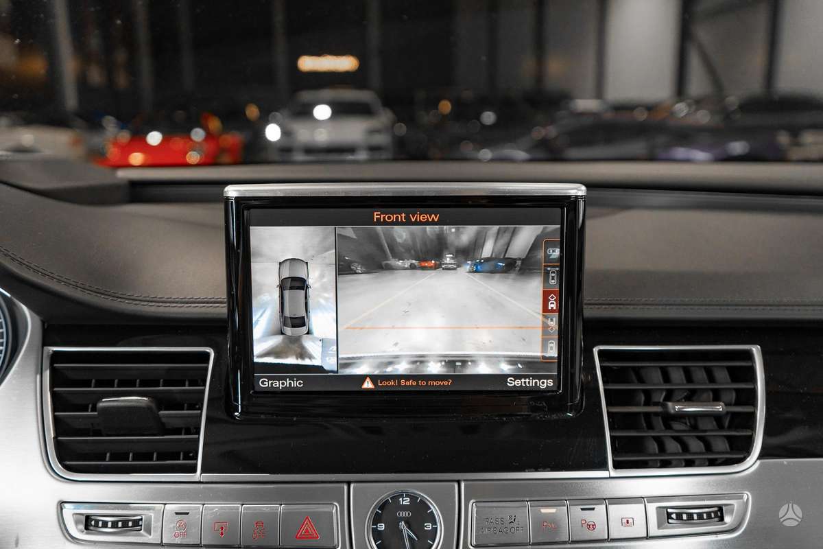 Audi A8 L, 6.3 l., Седан