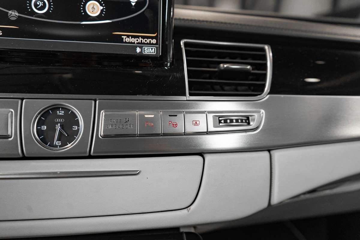 Audi A8 L, 6.3 l., Седан