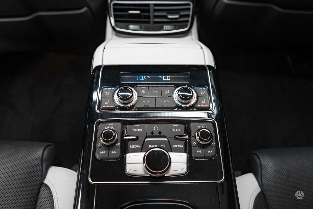 Audi A8 L, 6.3 l., Седан