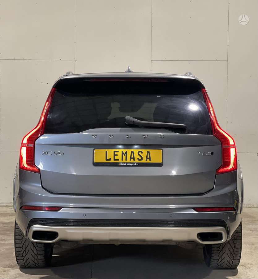 Volvo XC90, 2.0 l., off-road / crossover