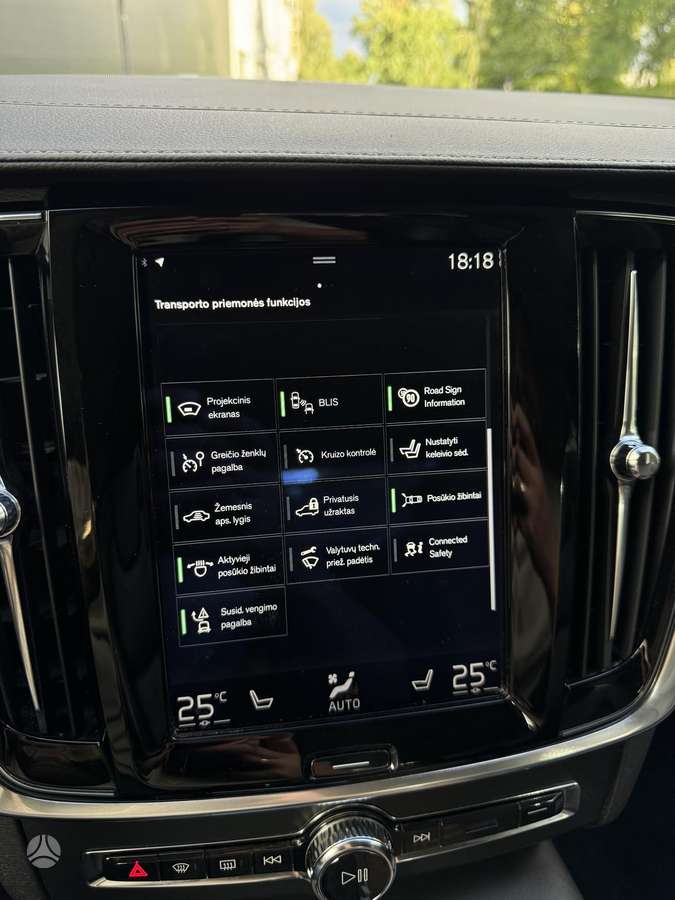 Volvo S90, 2.0 l., Седан