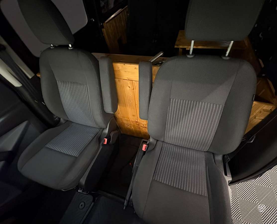 Ford Transit Custom, 2.2 l., Минивэн