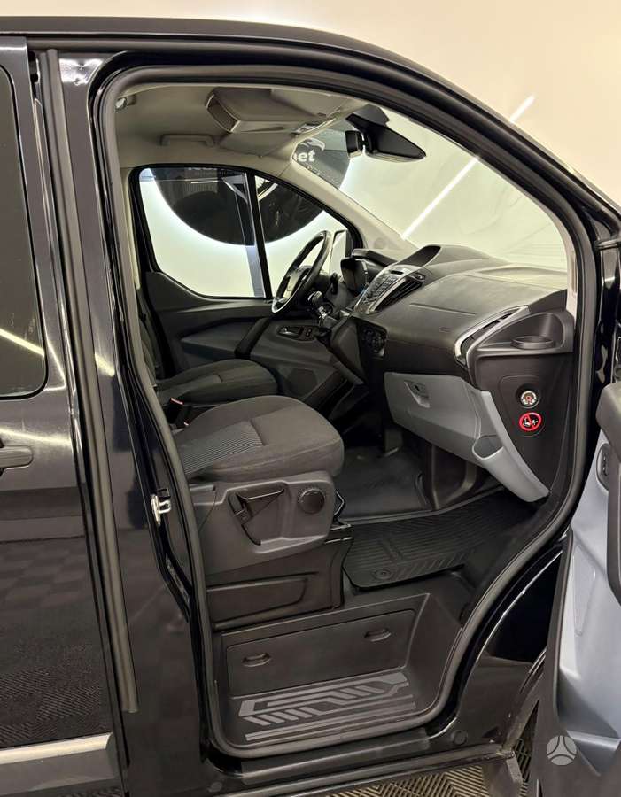 Ford Transit Custom, 2.2 l., Минивэн