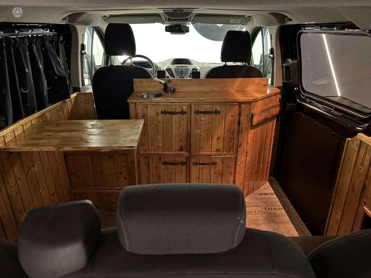 Ford Transit Custom, 2.2 l., mpv / minivan