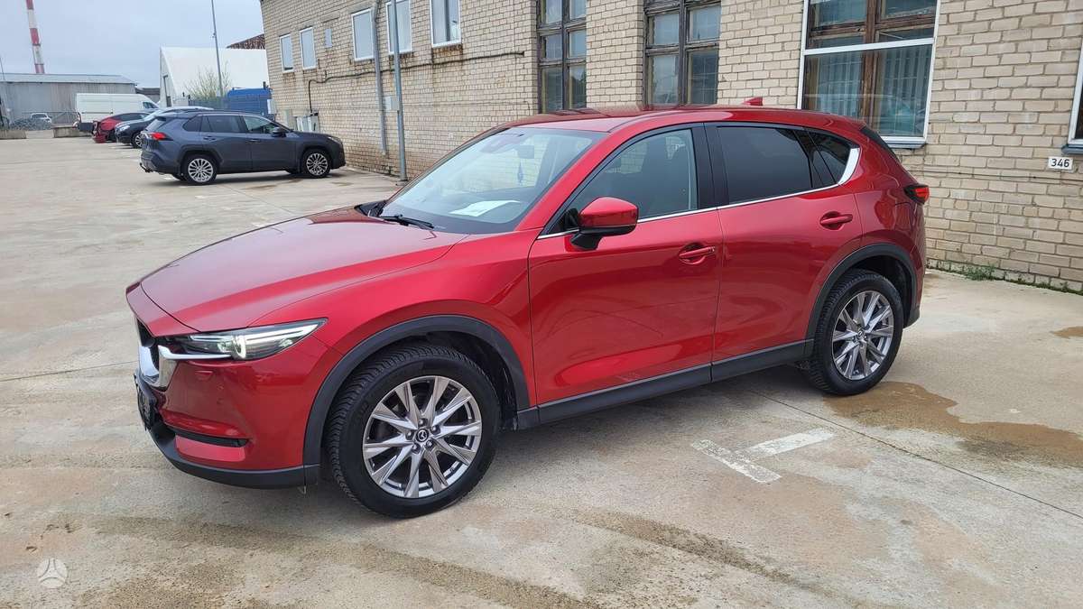 Mazda CX-5, 2.2 l., off-road / crossover