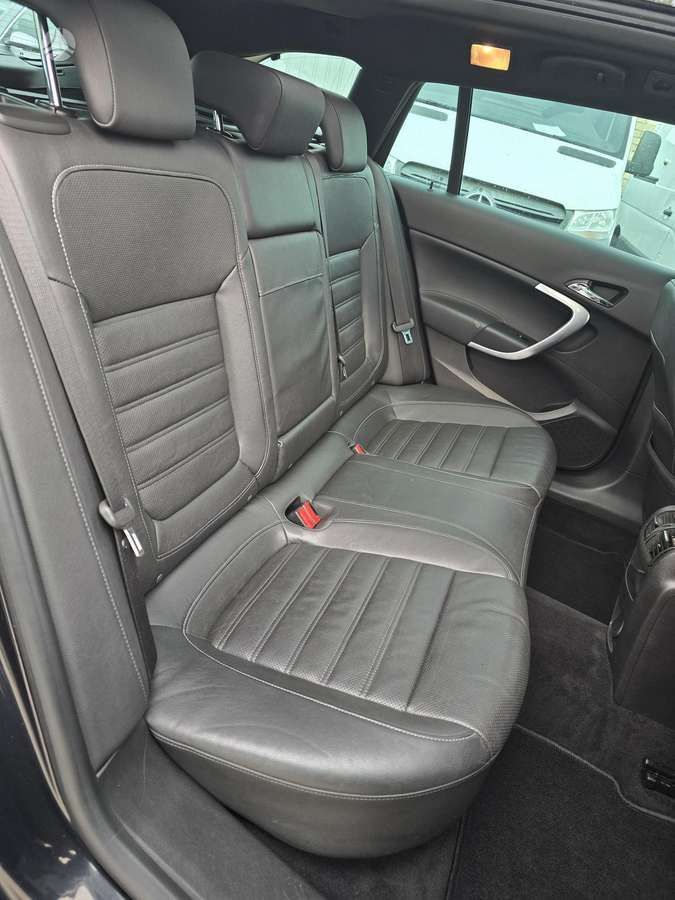 Opel Insignia, 2.0 l., wagon