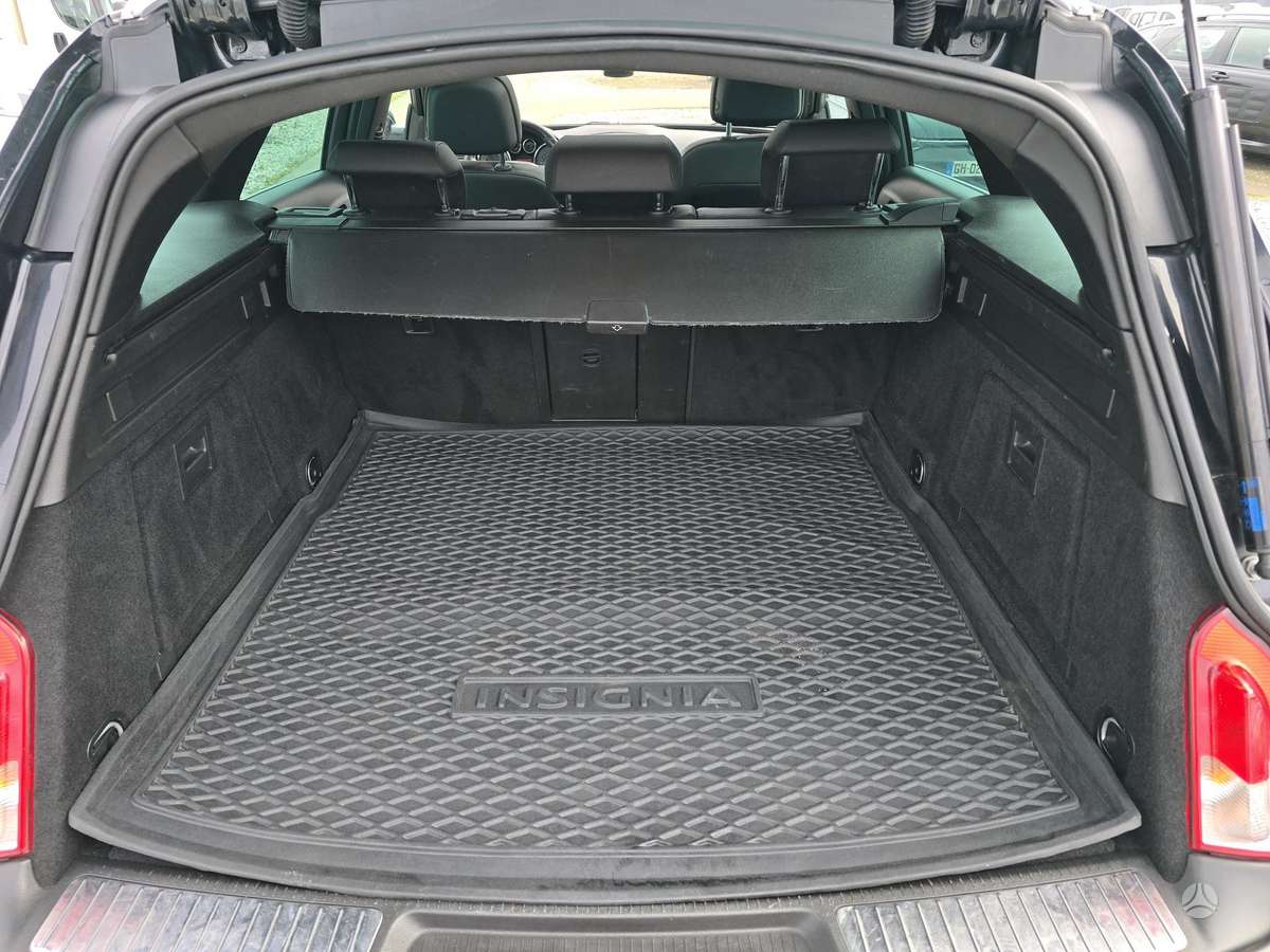 Opel Insignia, 2.0 l., Универсал