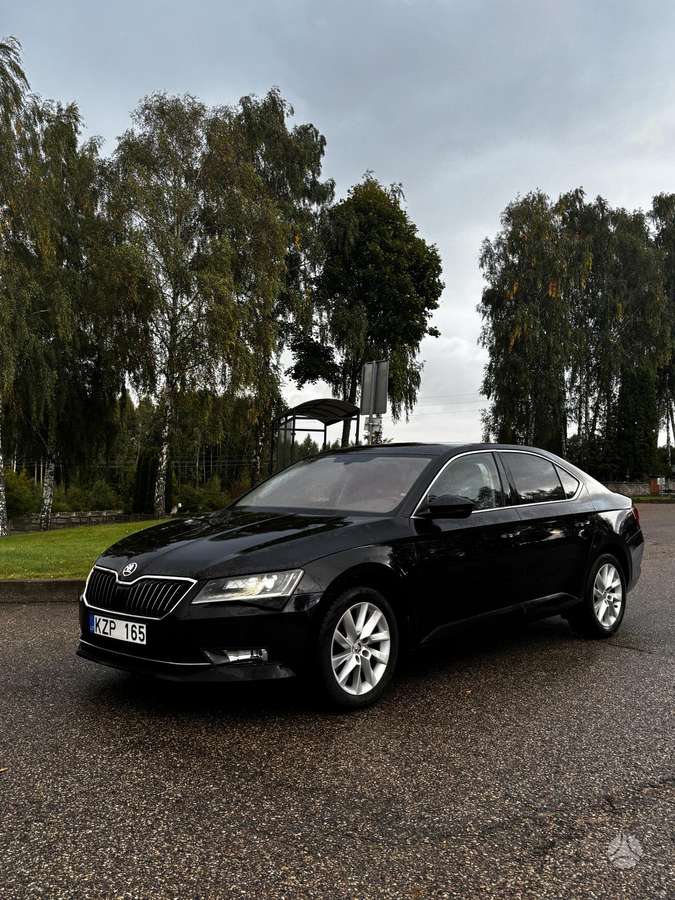 Skoda Superb, 2.0 l., Седан