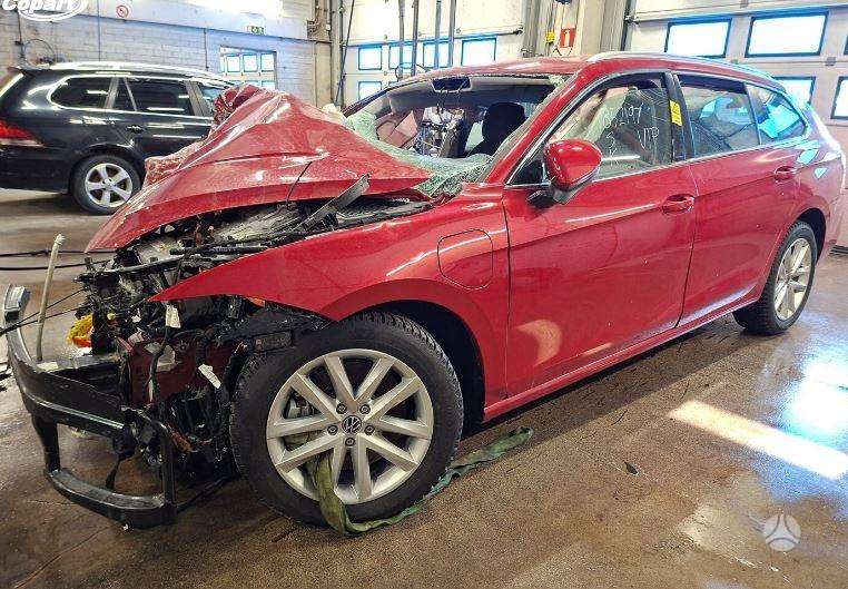 Volkswagen Passat dalimis