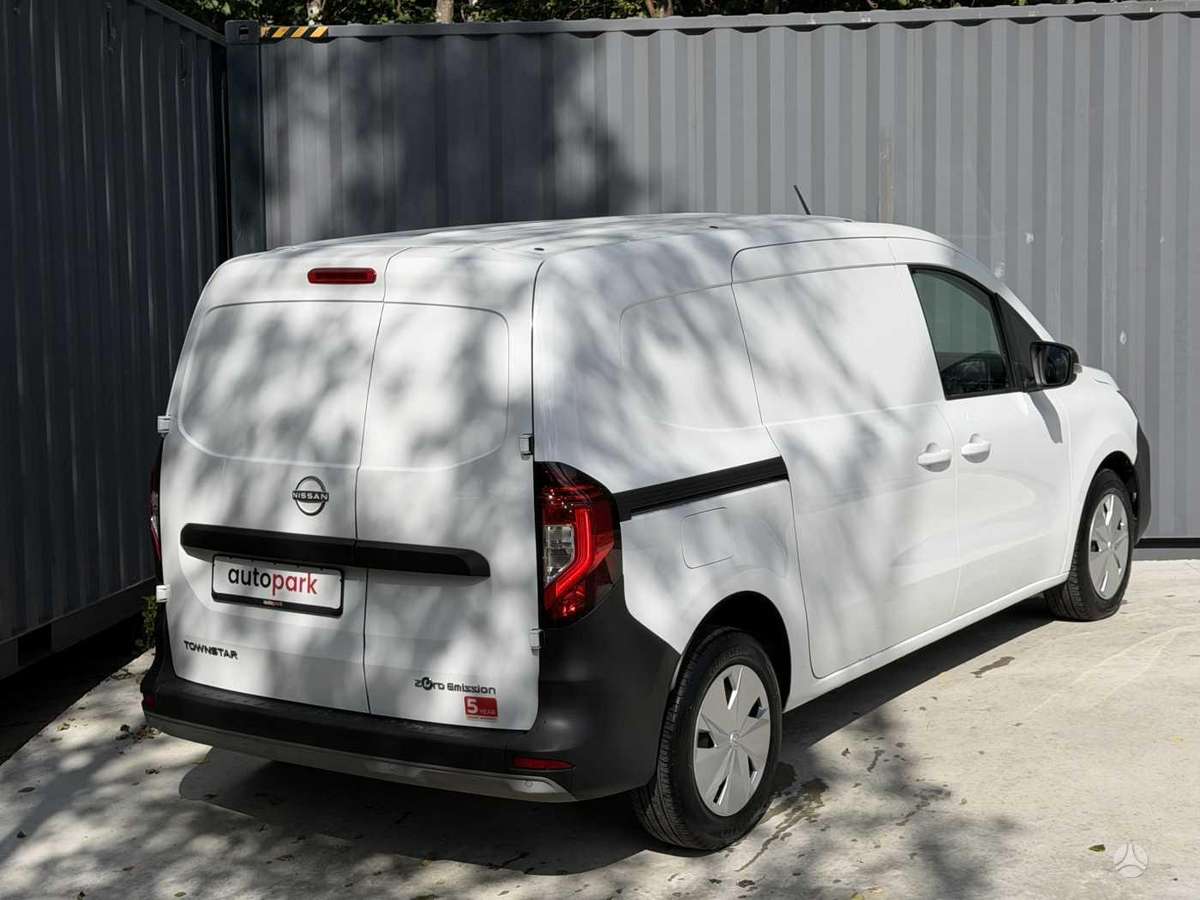 Nissan Townstar, Минивэн