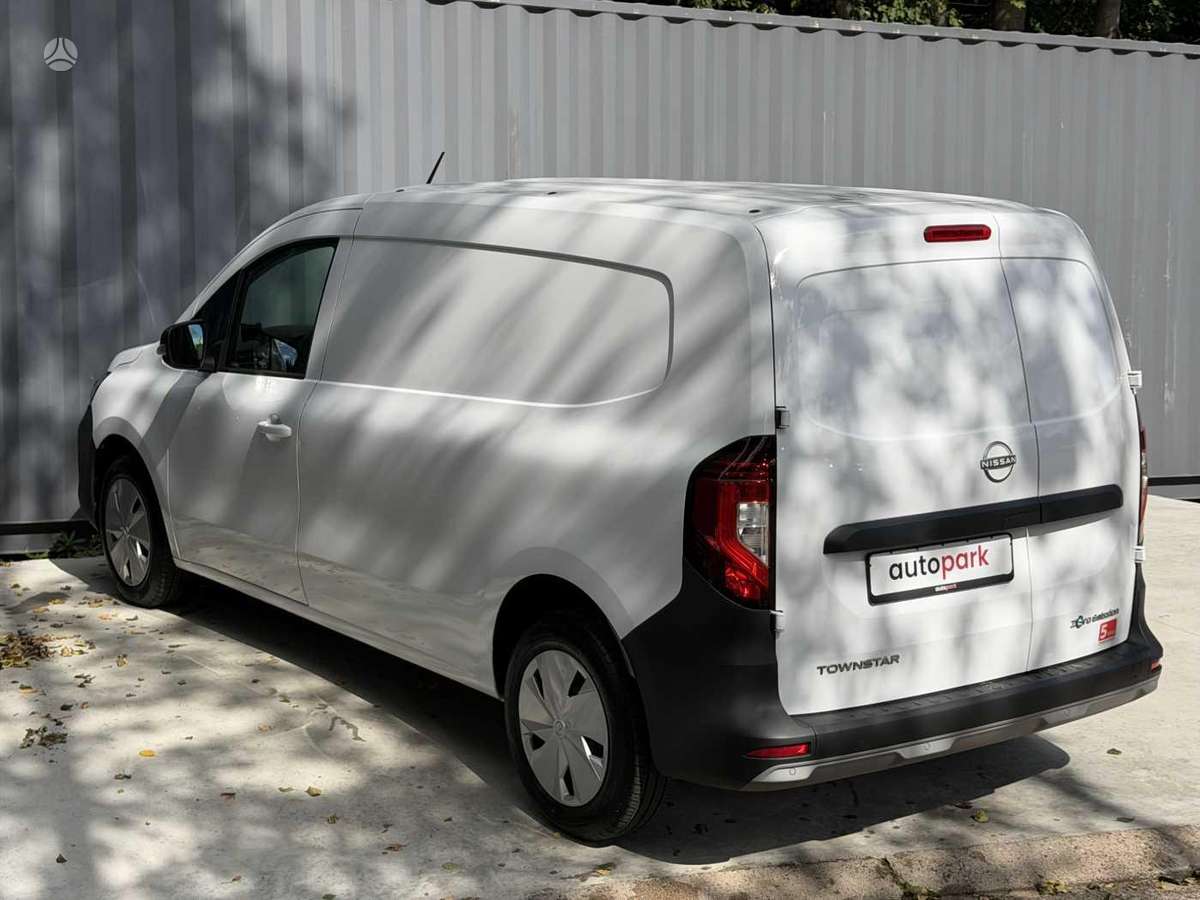 Nissan Townstar, Минивэн