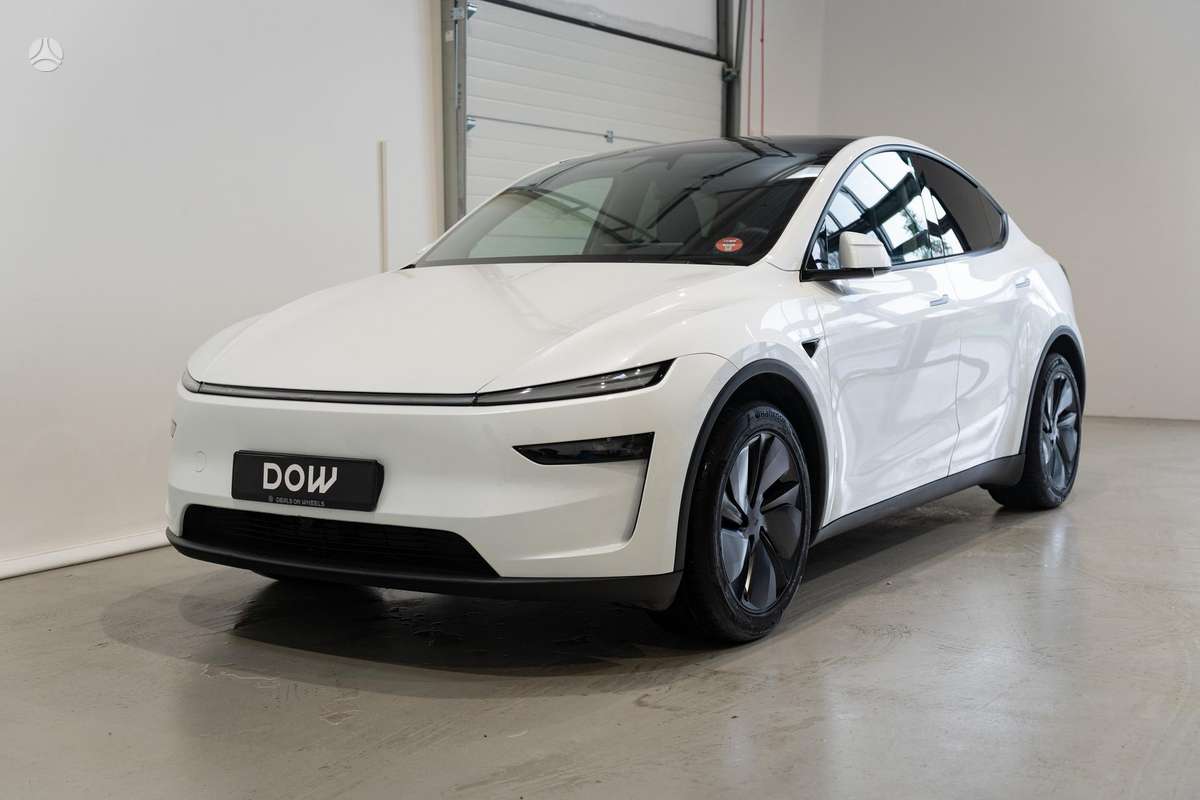 Tesla Model Y, 78 kWh, off-road / crossover