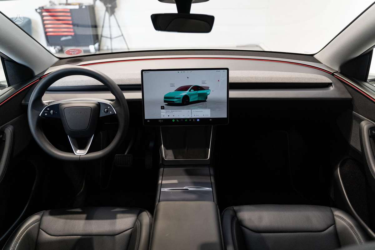 Tesla Model Y, 78 kWh, off-road / crossover