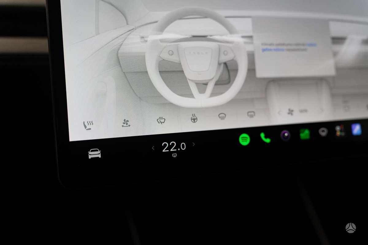 Tesla Model Y, 78 kWh, off-road / crossover