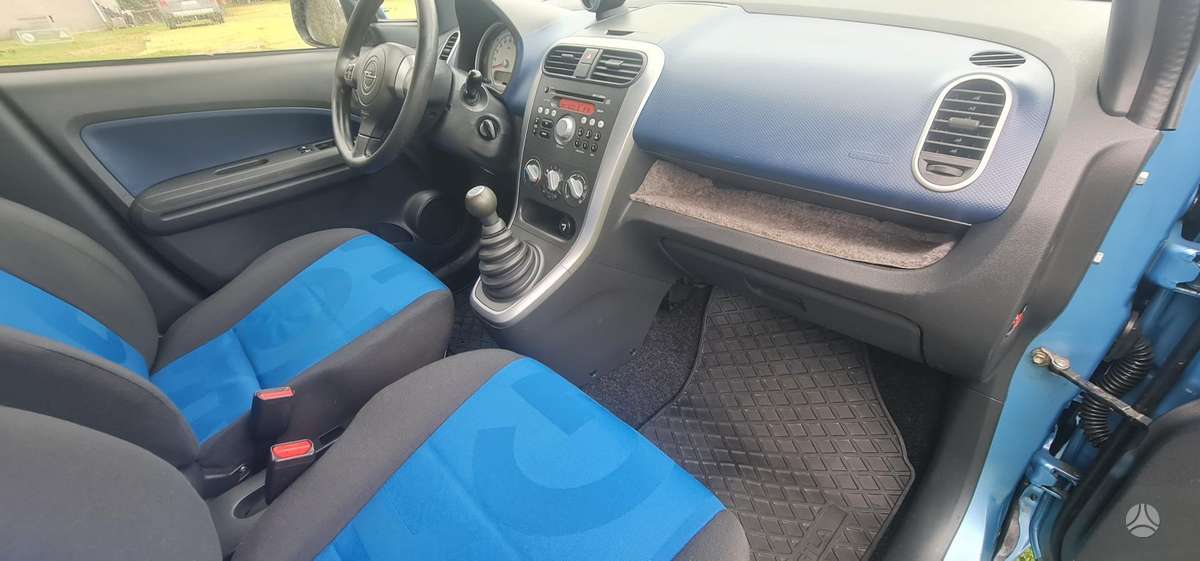Opel Agila, 1.0 l., hatchback