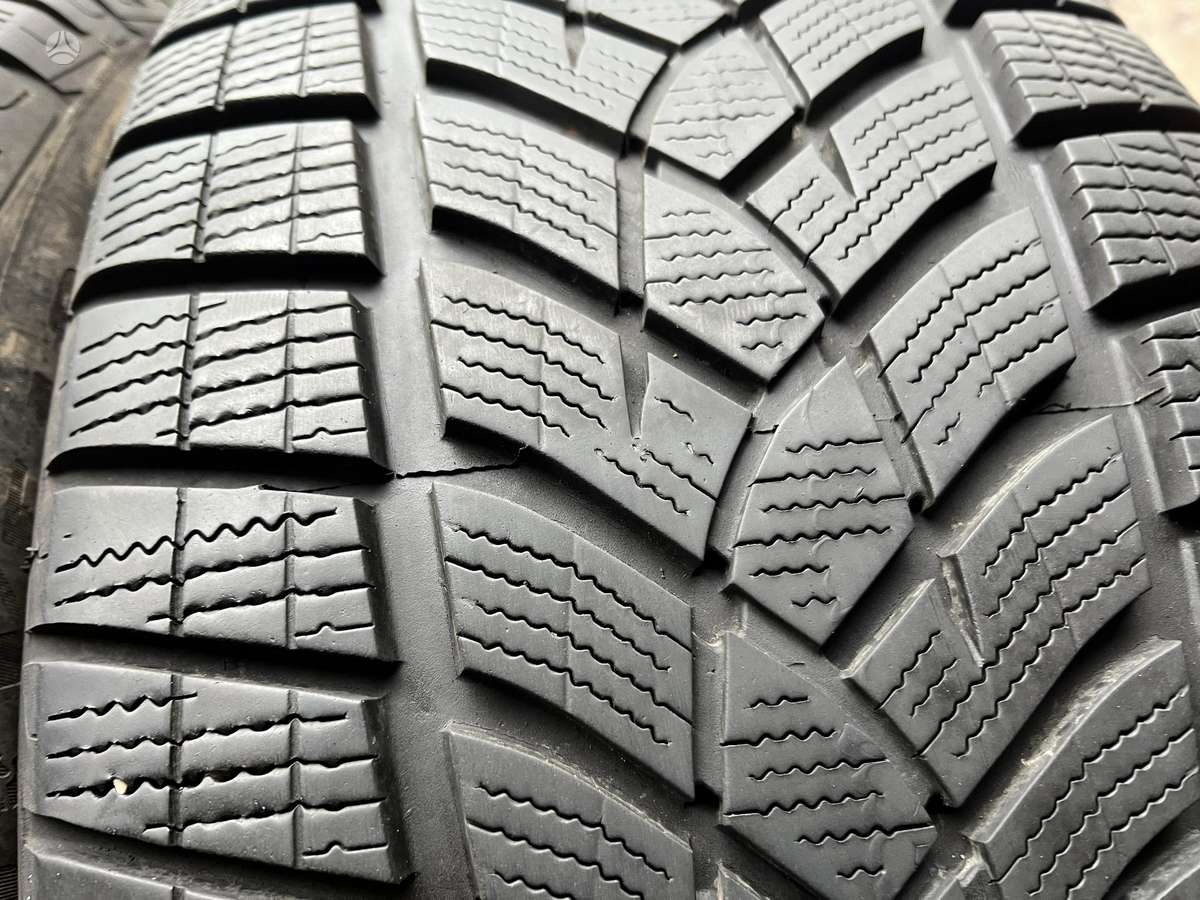 Goodyear UG Performance +, žieminės 255/50 R19