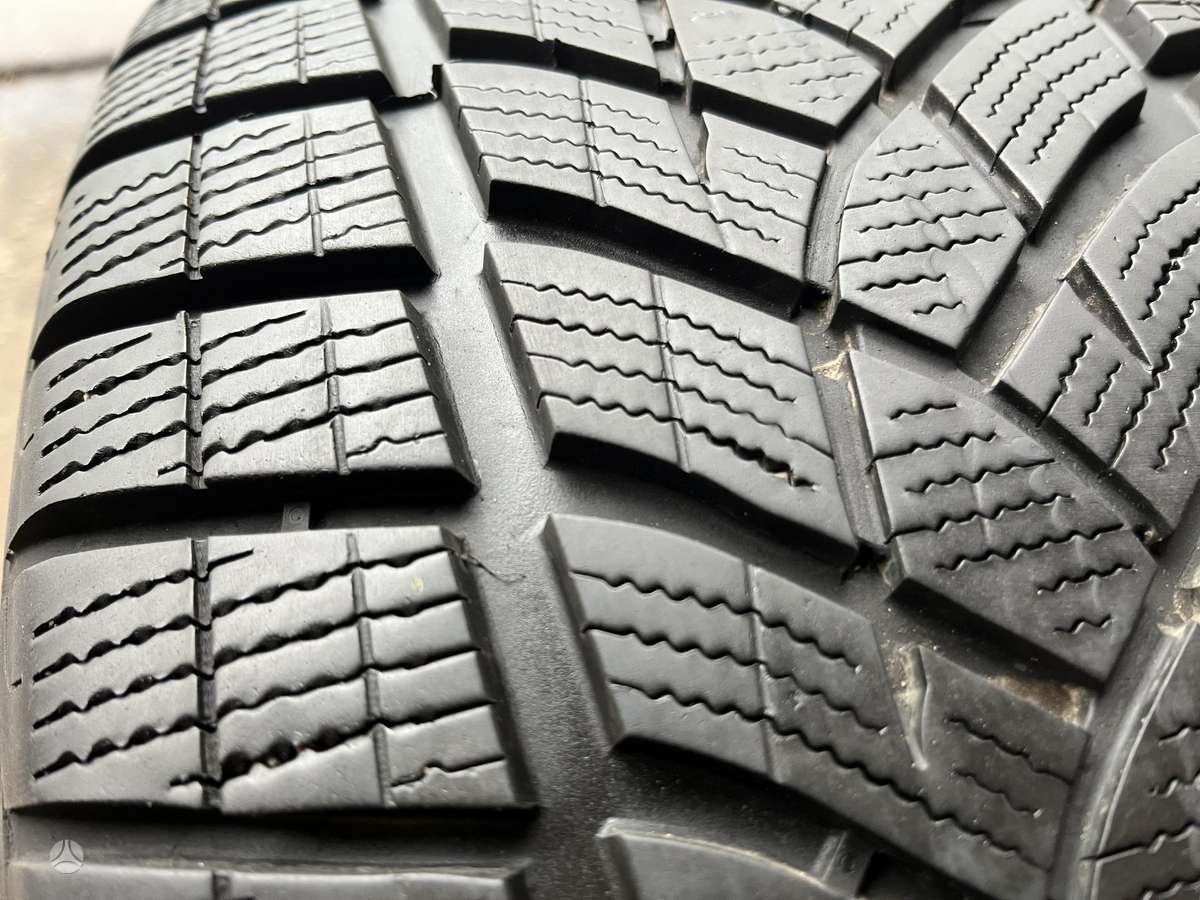 Goodyear UG Performance +, žieminės 255/50 R19