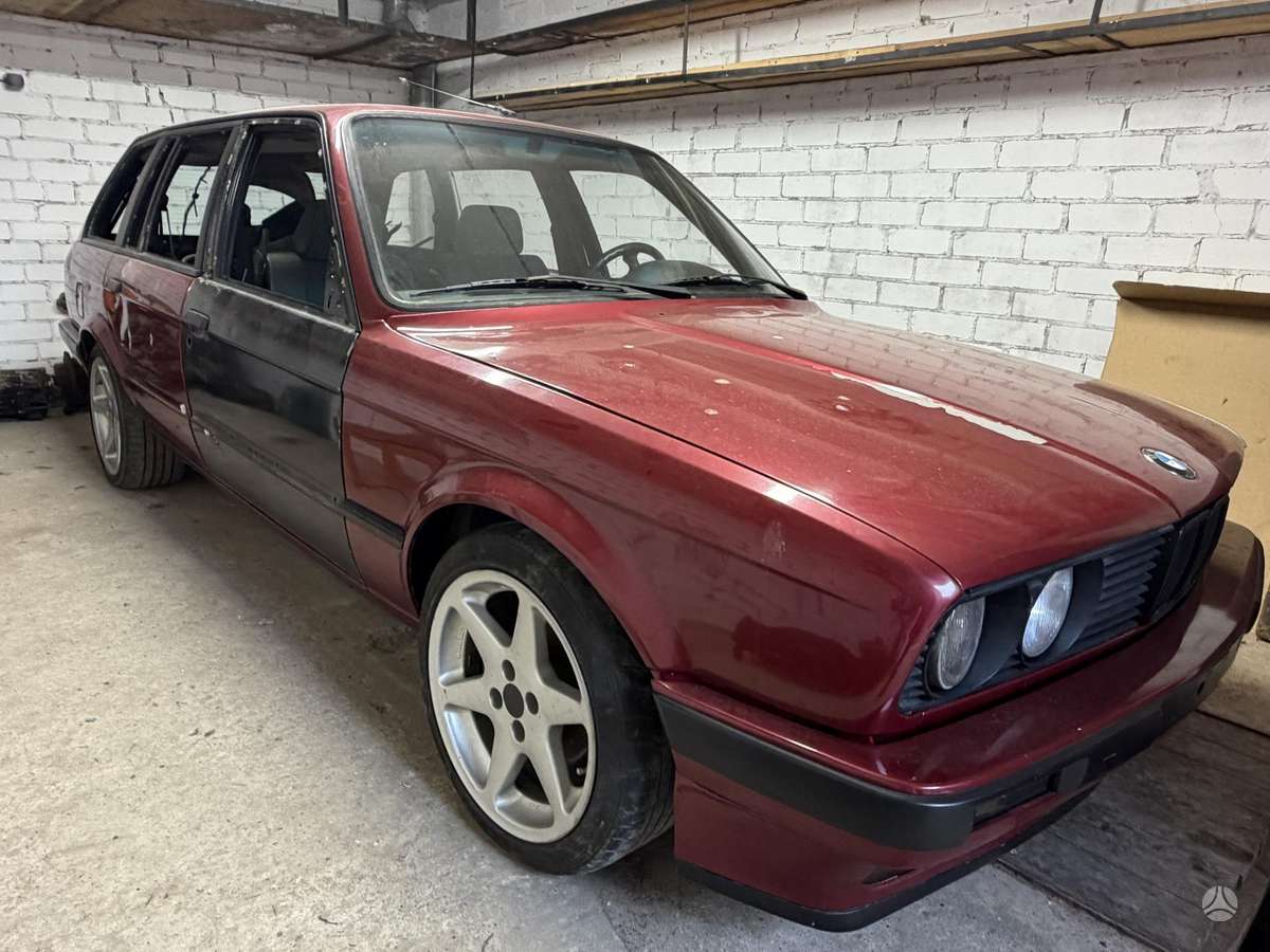 BMW 318, 1.8 l., Универсал