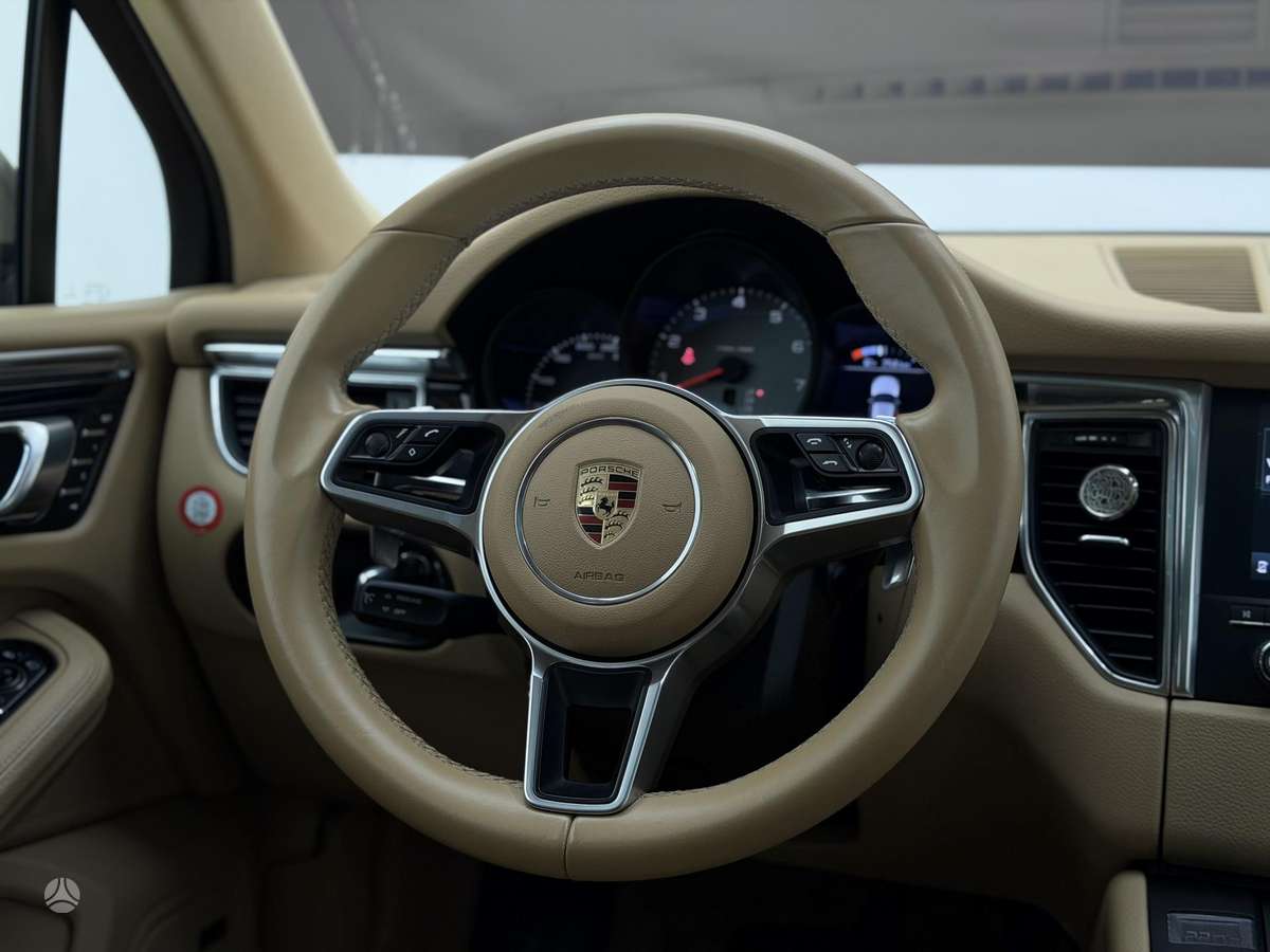 Porsche Macan, 3.0 l., Внедорожник / Кроссовер