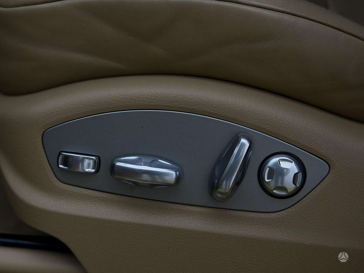 Porsche Macan, 3.0 l., off-road / crossover
