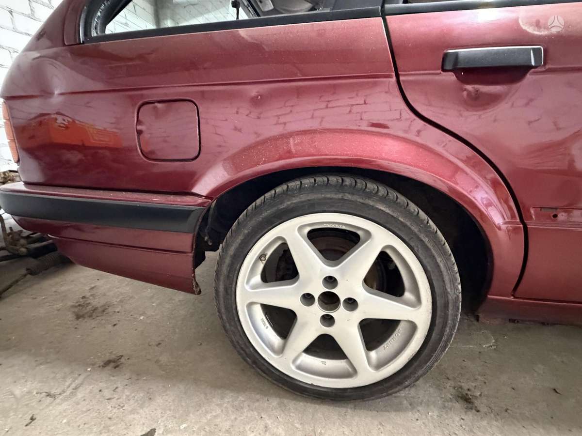 BMW 318, 1.8 l., Универсал