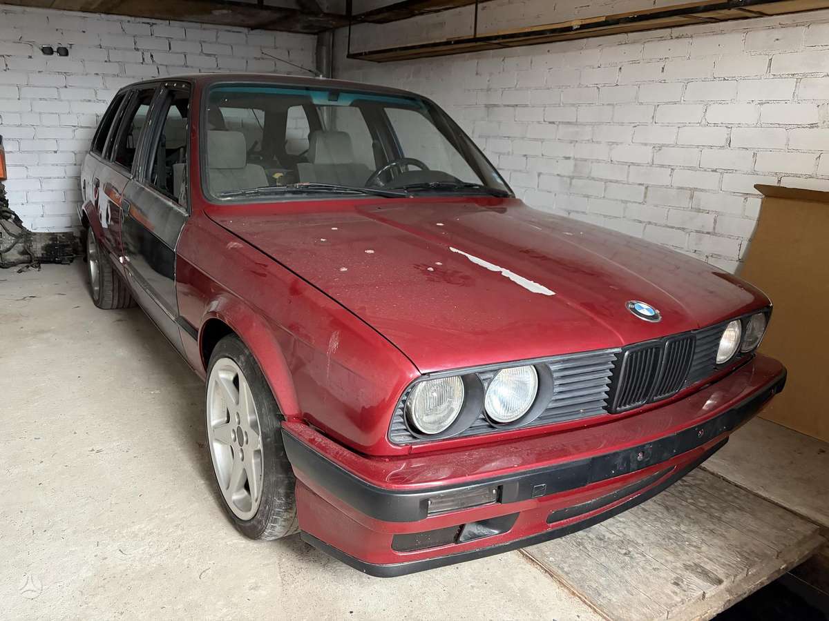 BMW 318, 1.8 l., Универсал