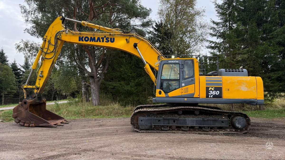 Komatsu PC360LC-10, ekskavatori