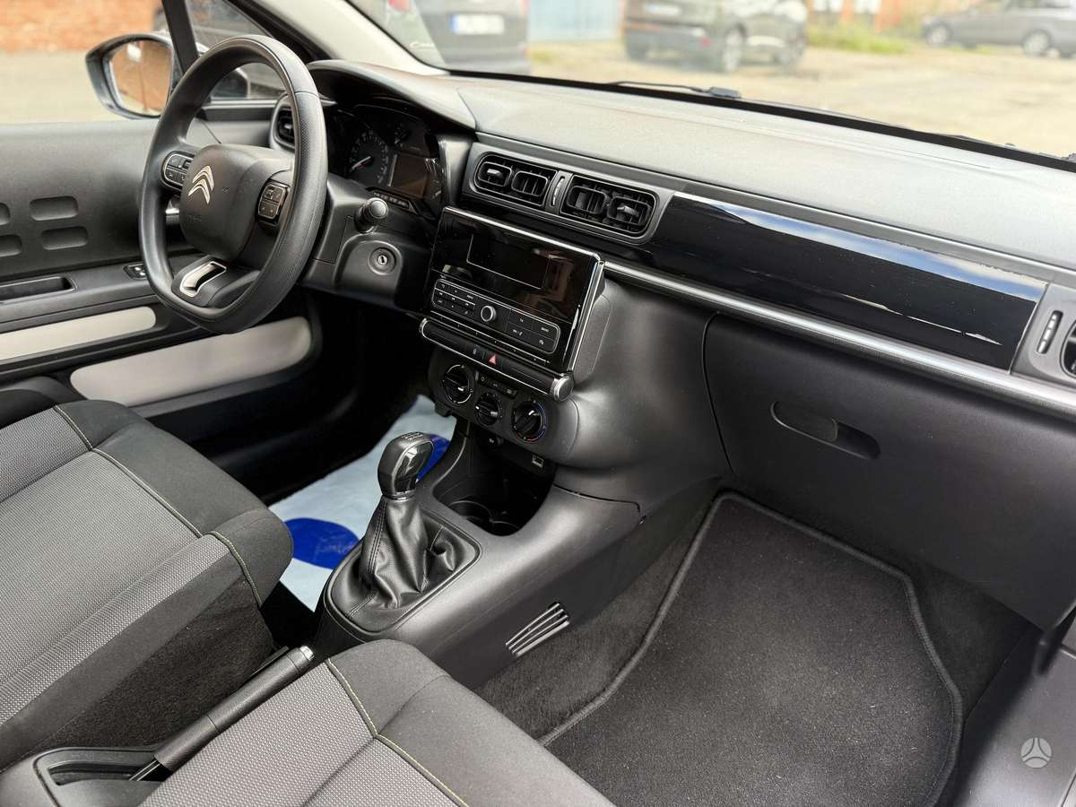 Citroen C3, 1.2 l., hatchback