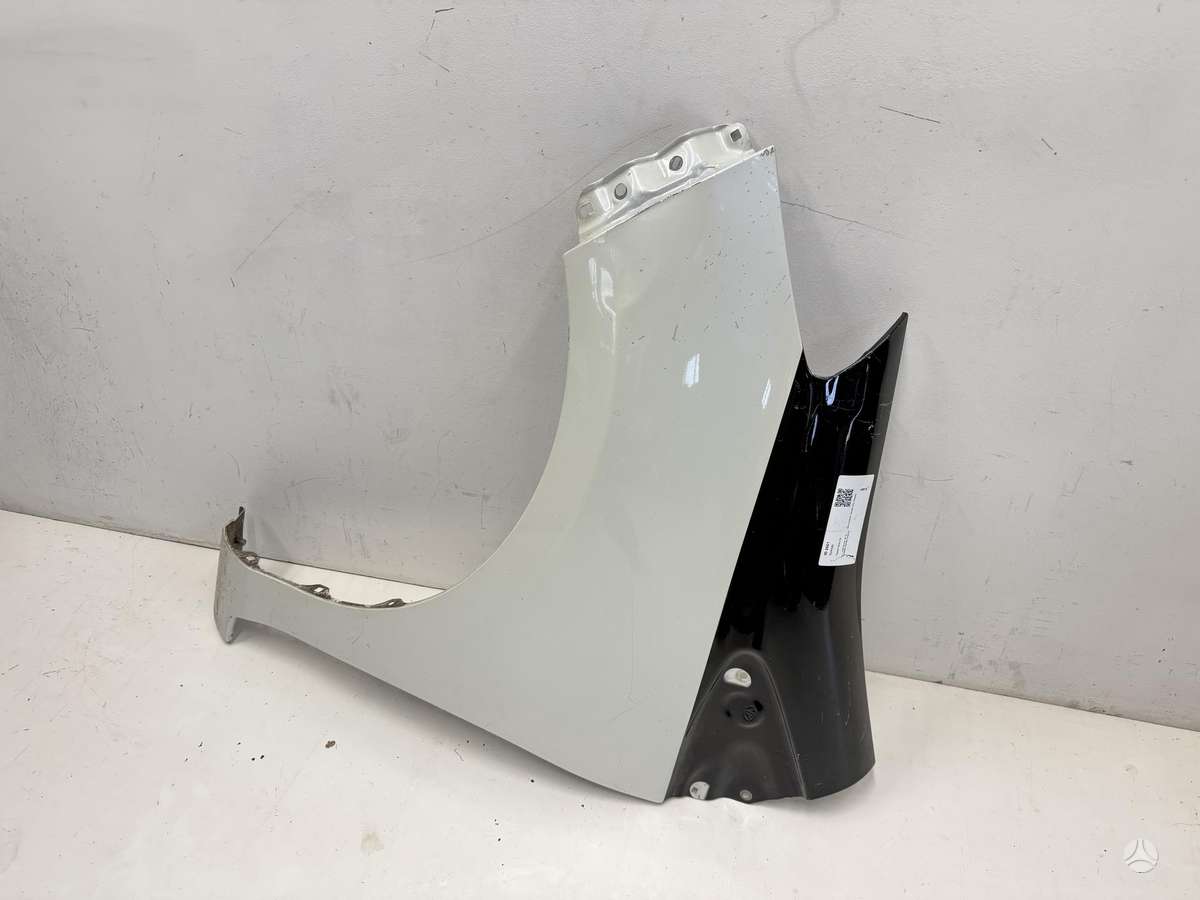 Toyota Yaris kėbulo dalys