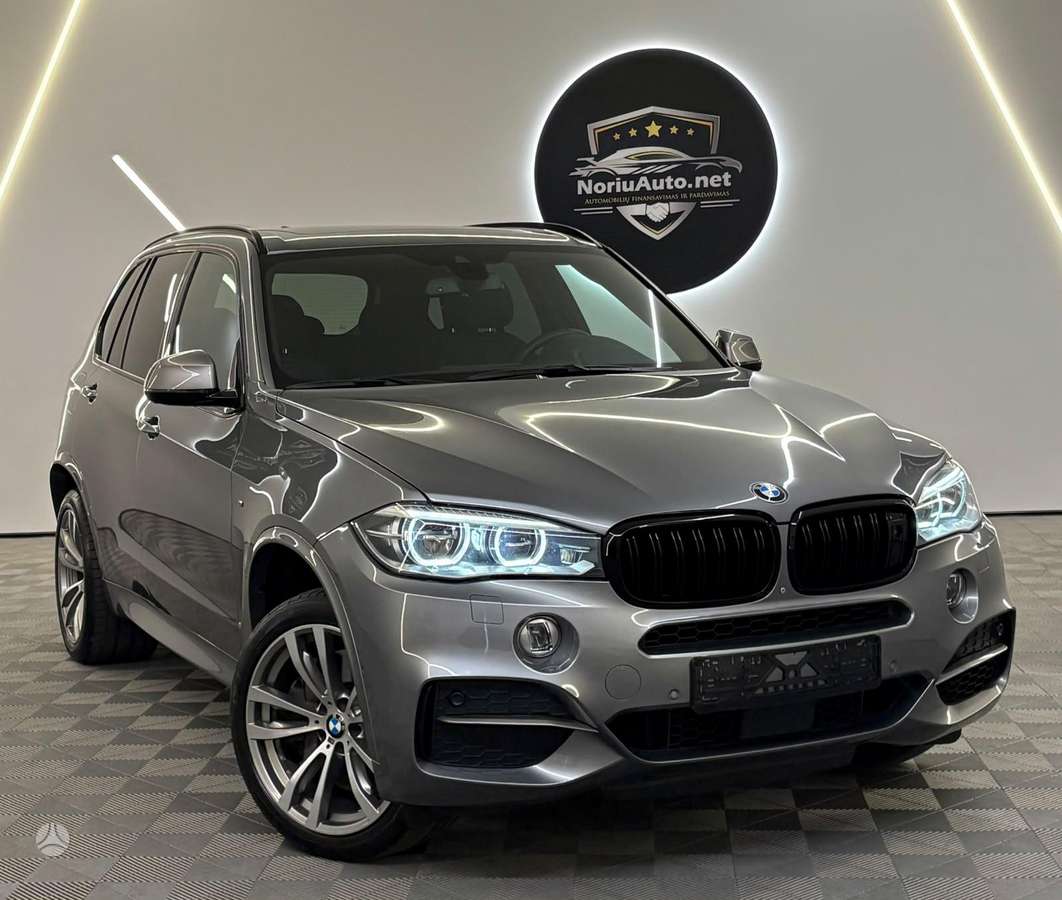 BMW X5, 3.0 l., off-road / crossover