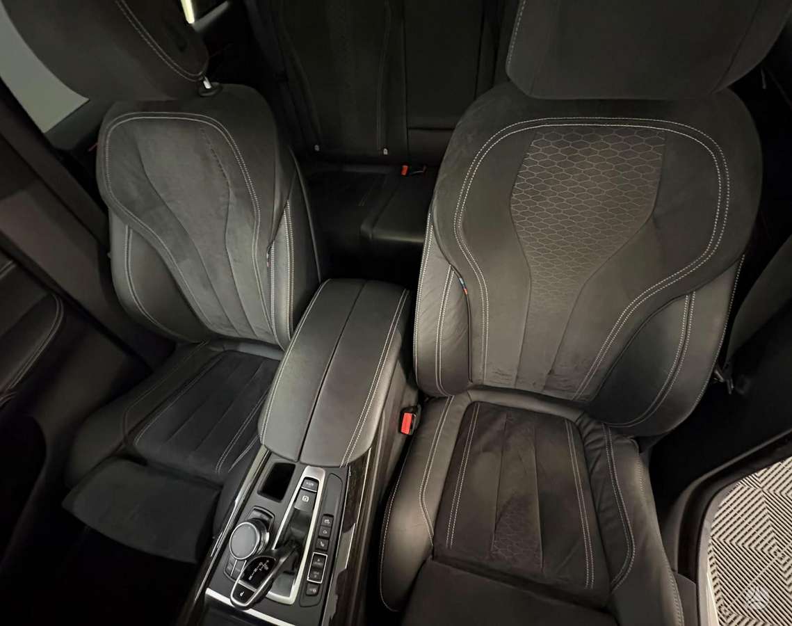 BMW X5, 3.0 l., off-road / crossover