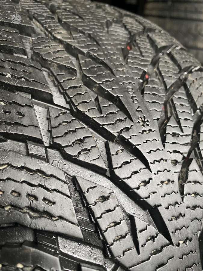 Nokian, winter 225/65 R17
