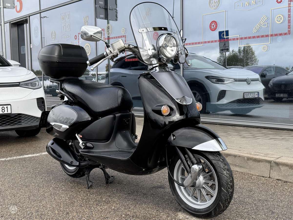 Aprilia Mojito Custom 125cc, scooters / mopeds