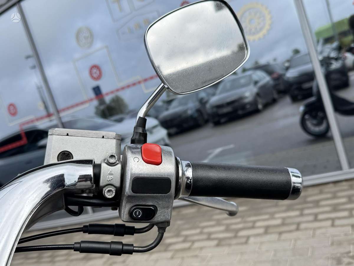 Aprilia Mojito Custom 125cc, scooters / mopeds