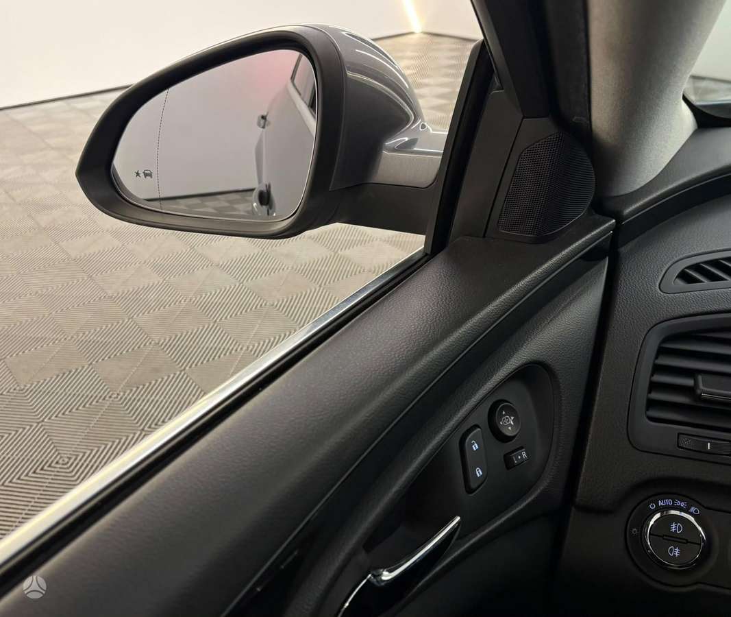 Opel Insignia, 2.0 l., universalas