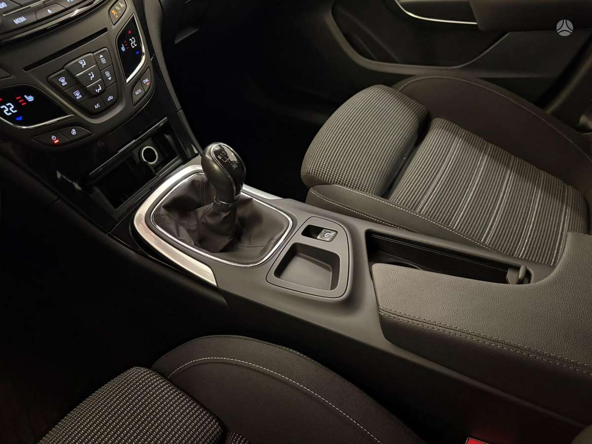 Opel Insignia, 2.0 l., wagon