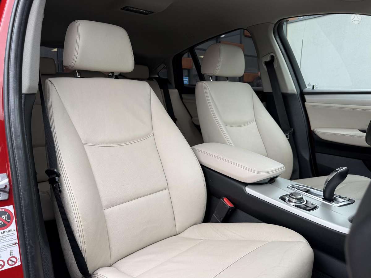 BMW X4, 2.0 l., off-road / crossover